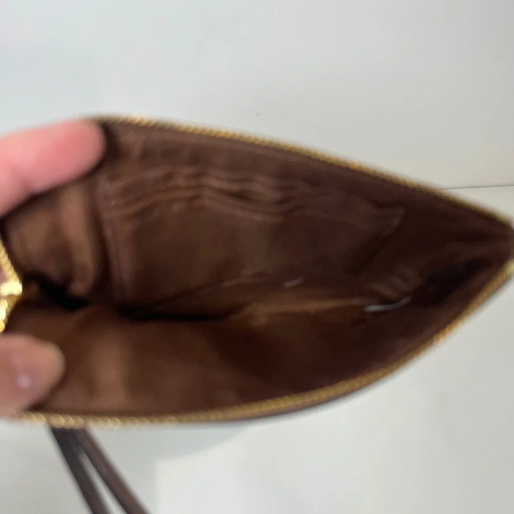 Coach Wristlet Women Brown Pebbled Leather Gold Logo Minimalist Classic Wallet